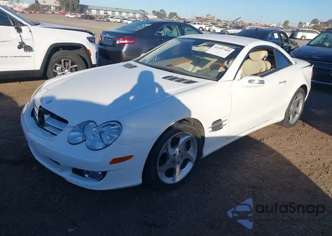 2007 Mercedes-Benz Sl 550 from USA, damaged, VIN WDBSK71F57F126438